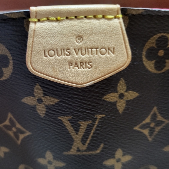 Louis Vuitton Graceful PM Brand New without Tags - Picture 15 of 16